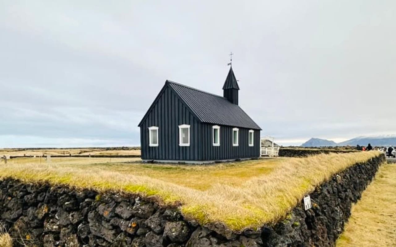 How many days do you need in Iceland?